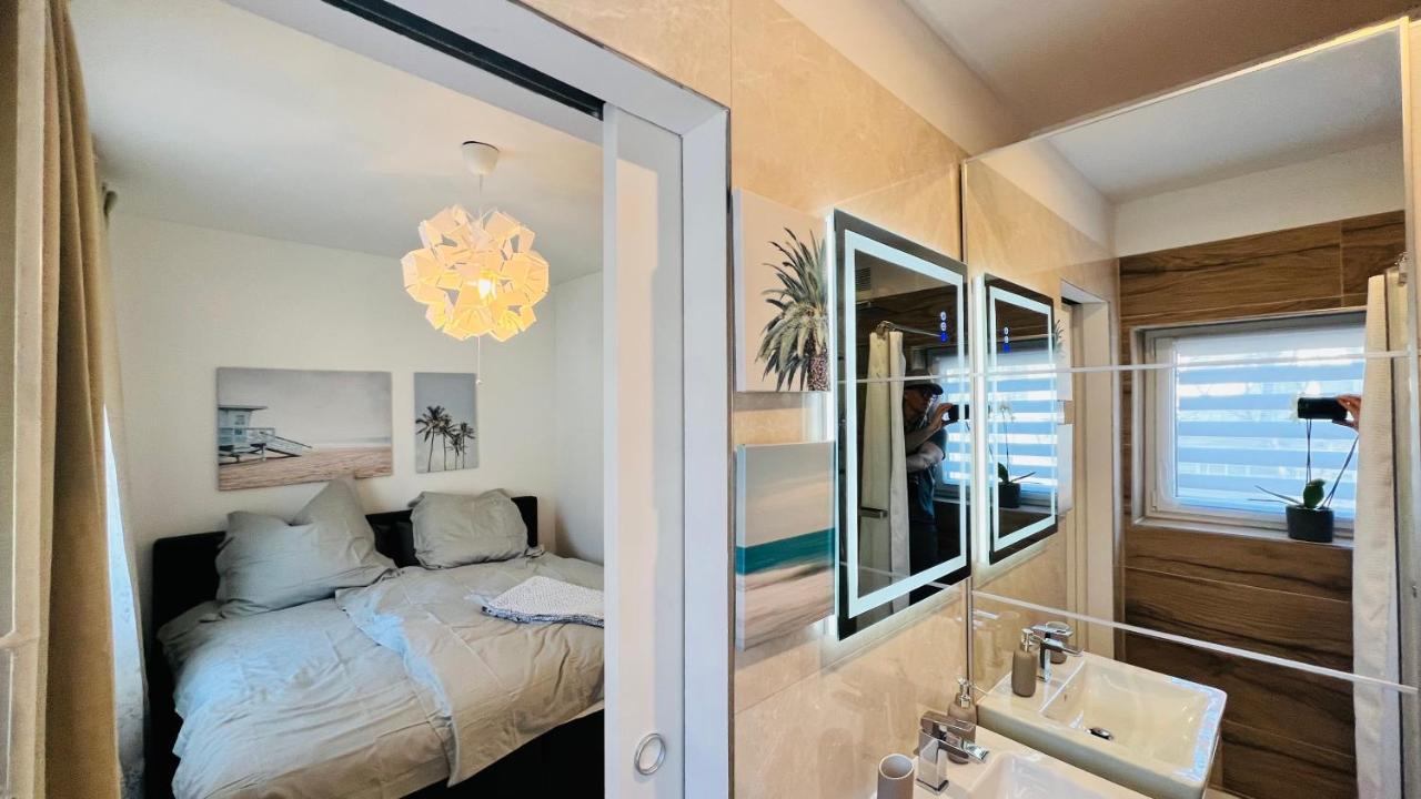 Appartamento Central Designer 3 Apt With Terrace & Parking *