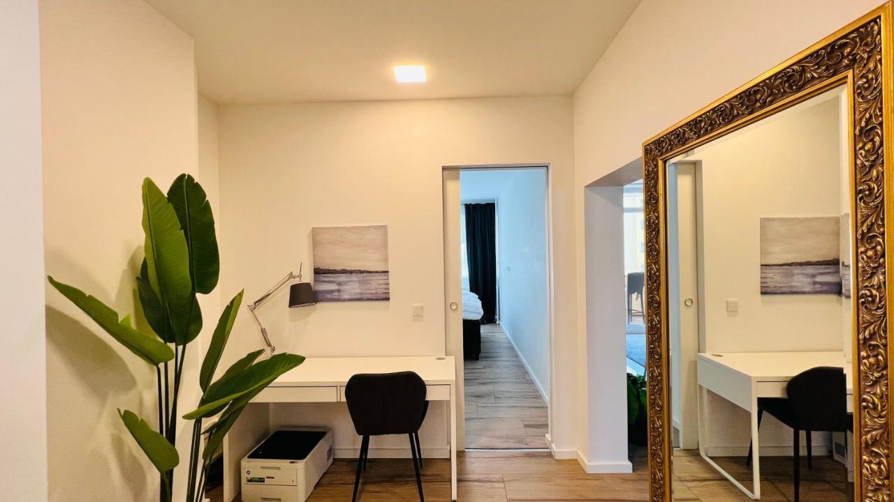 Central Designer 3 Apt With Terrace & Parking Appartamento *