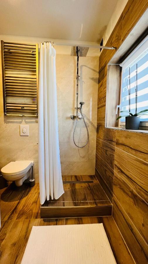Apartment Central Designer 3 Apt With Terrace & Parking